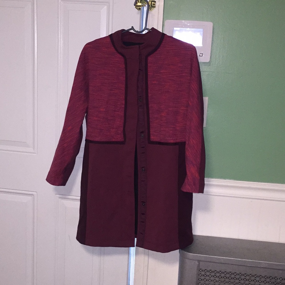 Lulu lemon jacket size S lose like new